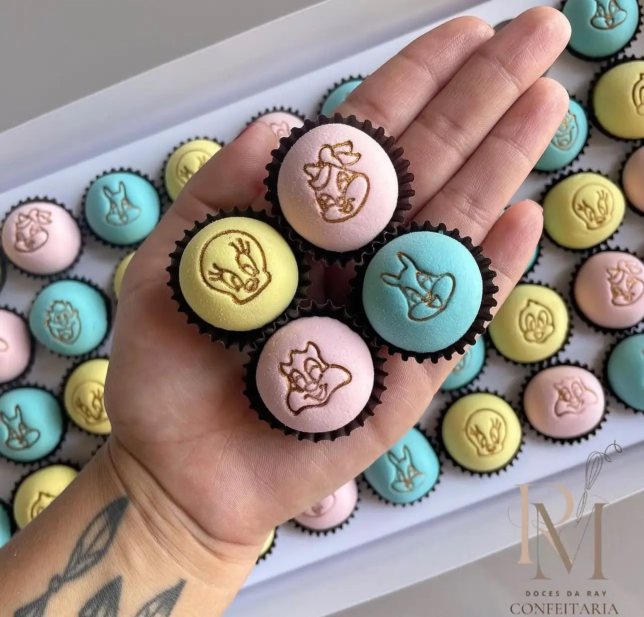 Brigadeiro de ninho colorido